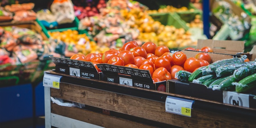 Aldi and Lidl continue strong run in food sales