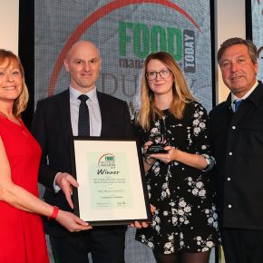Best Frozen Product Award, Winner: DC Comics Wonder Woman Beef, Cheese & Bacon Burger - L-R: Category partner Sue Springett of Teknomek, award winner Simon Young and Nikki Owen of ABP UK and host John Torode.