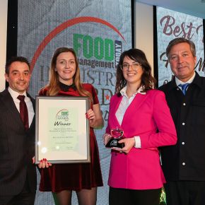 Best Seafood Product Award, Winner: BigFish Salmon Fillets Marinated in Eastern Thai Spices - L-R: Category partner Jonathan McKie of Dawsongroup with award winners Jessica Pritchett & Rosie Knight of JCS Fish Ltd, and host John Torode.